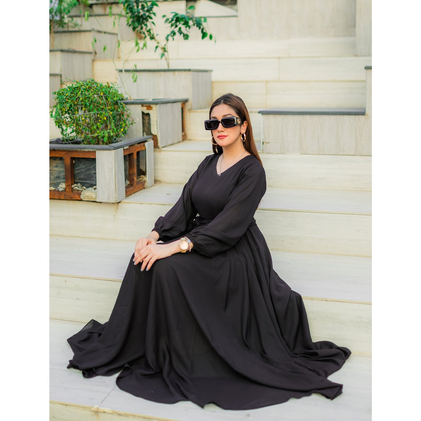 Twirly maxi dress (black)