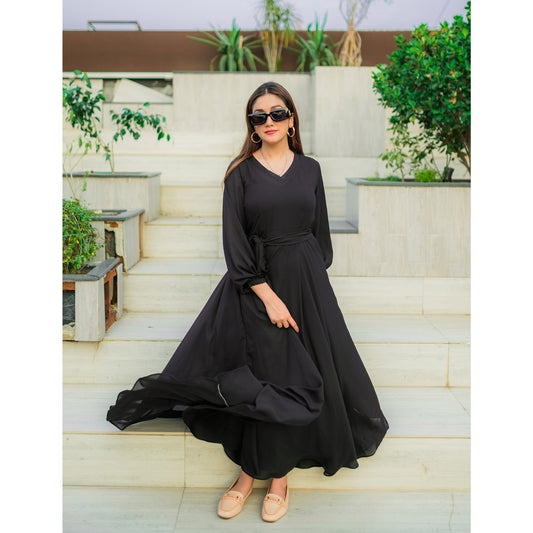 Twirly maxi dress (black)