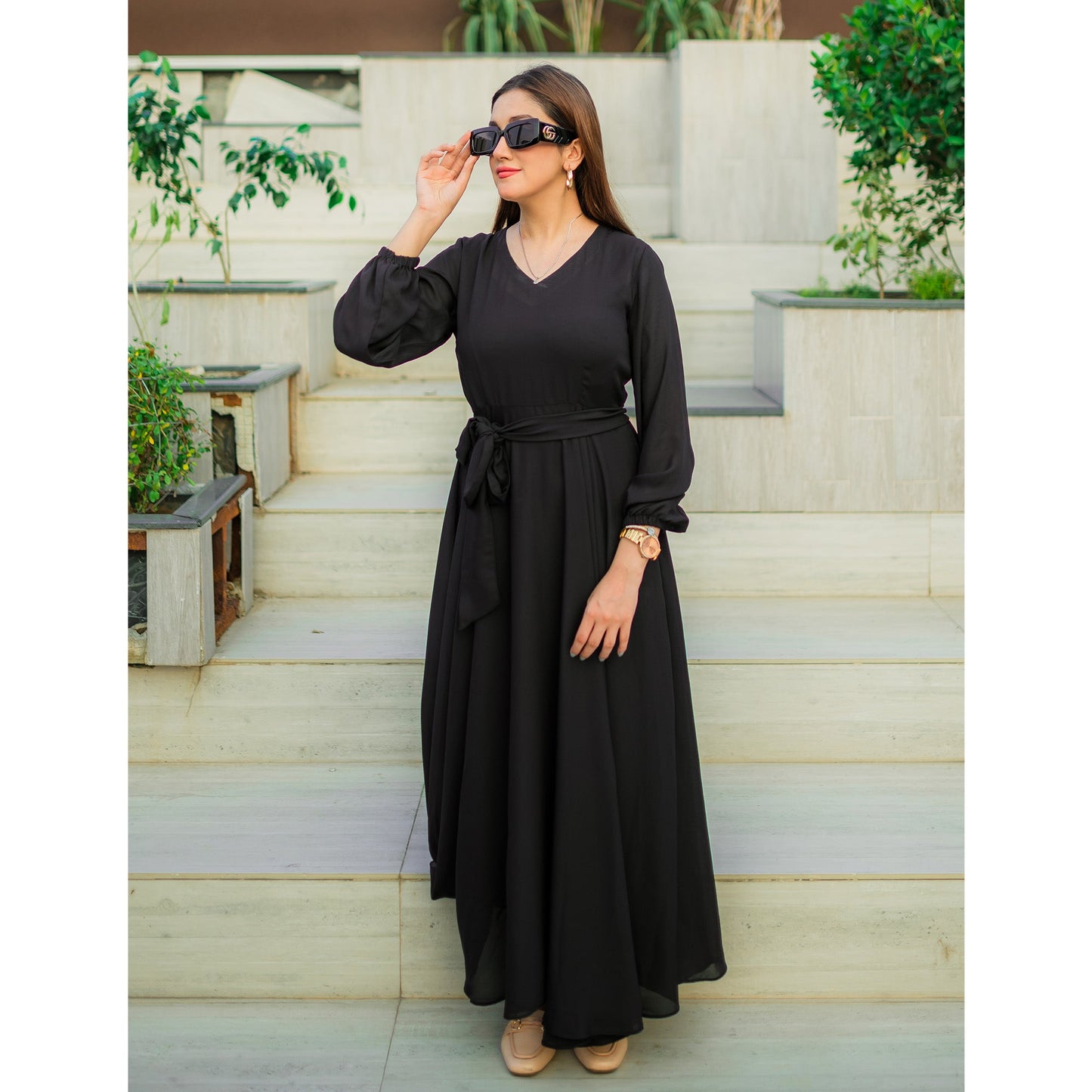 Twirly maxi dress (black)