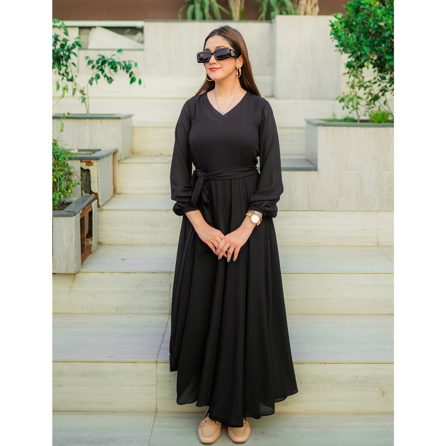 Twirly maxi dress (black)