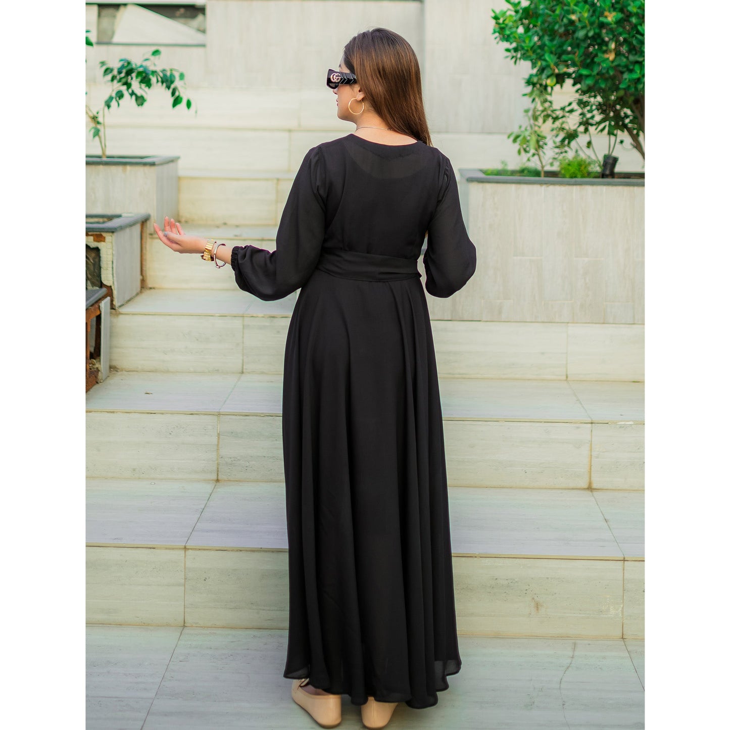 Twirly maxi dress (black)